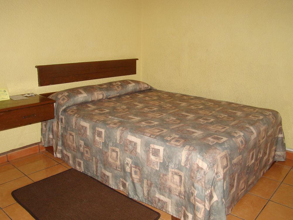 Hotel Estefania Morelia Esterno foto